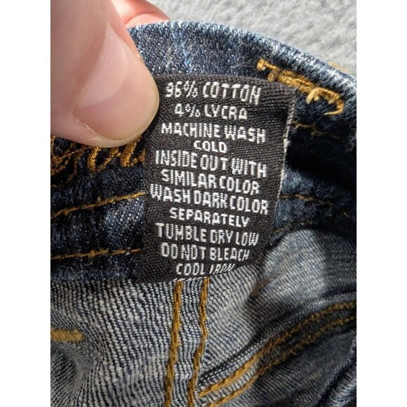 Southpole Bib Overall Shorts Womens Size 9 Denim Embroidered Faded Whiskers - Picture 12 of 12